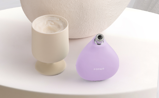 NEW! Pre-order KIWI™ pore devices get vacuum 💜 free a gift - & Foreo
